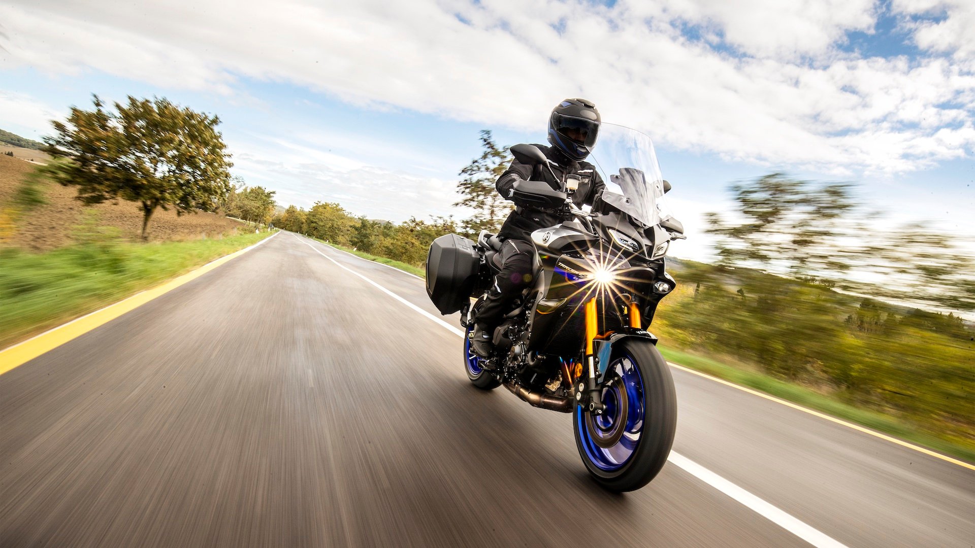 Yamaha tracer 900 gt 2021 price deals